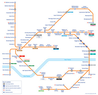 Mapa da rede de trens urbano e metropolitano London Overground
